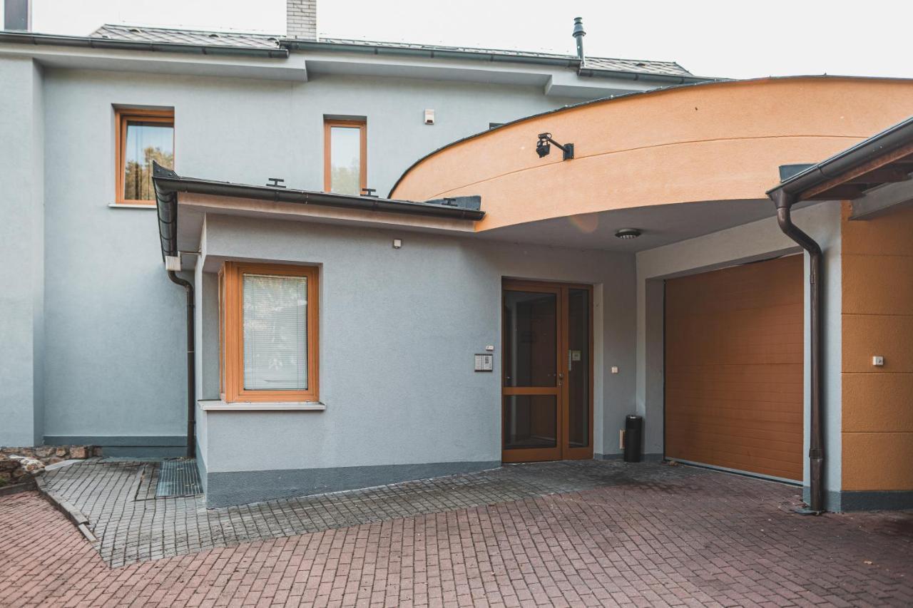 Penzion Hurikan 63 Havlíčkův Brod Exterior foto